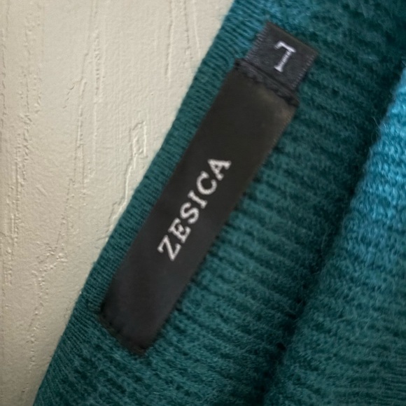 Zesica  wrap ruffle waist pullover size L - Picture 3 of 5